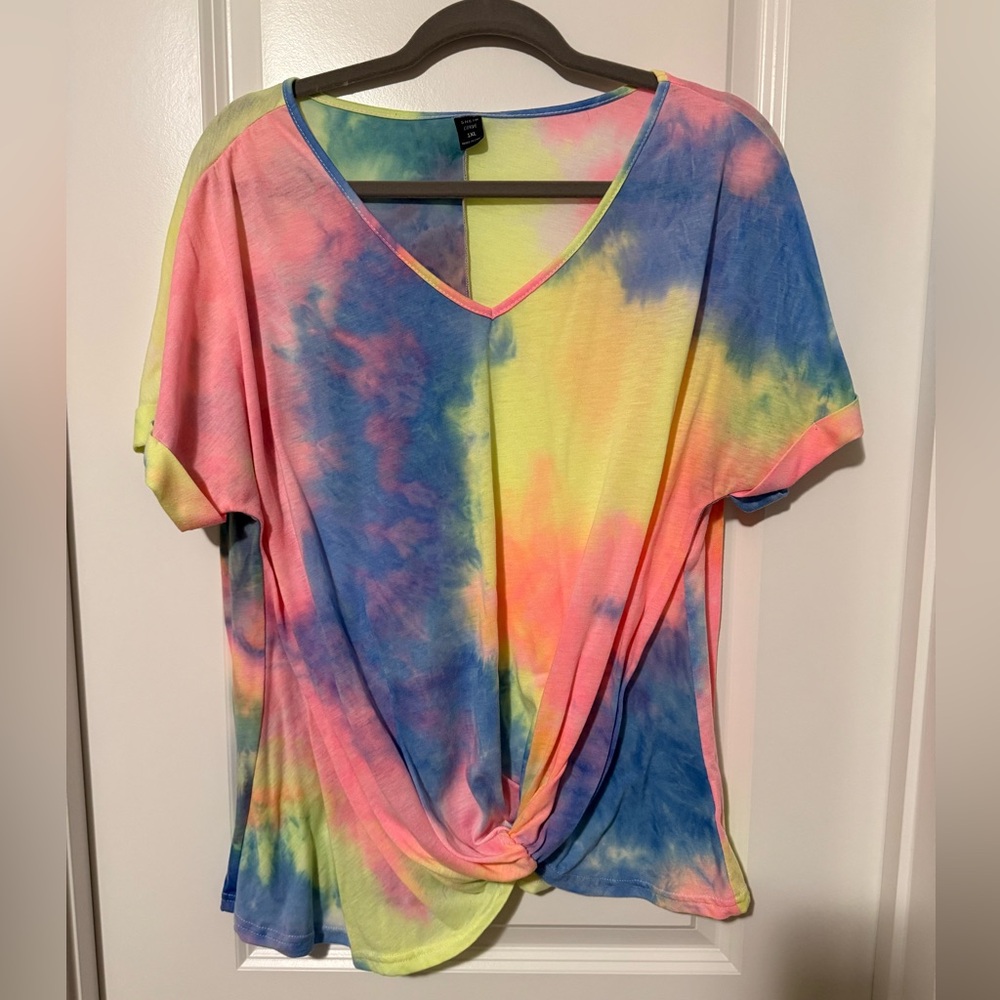 SHEIN Colorful Tie-Dye V-Neck Tee